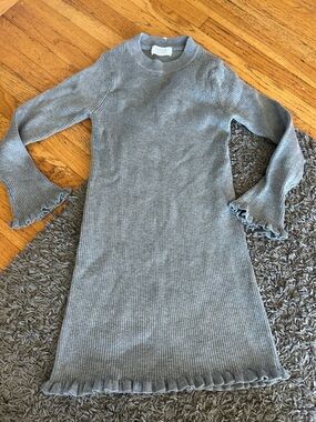 Lowrys Farm Light Gray Ribbed Knit Sweater Dress with Ruffle Trim Size Medium